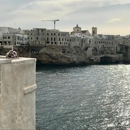 Amare Il Mare بولينيانو آ ماري
