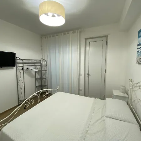Amare Il Mare Bed & Breakfast