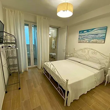 Amare Il Mare Oda ve Kahvaltı 4*